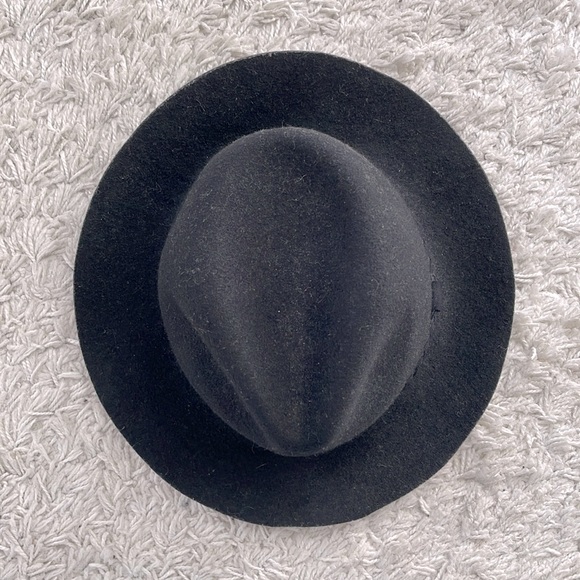 F21 Black Felt Hat with Braided Trim Detail, size S/M - Picture 3 of 7